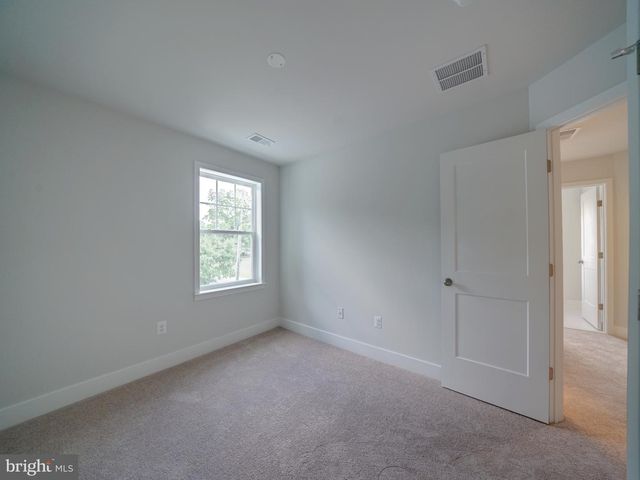 9429 FAIRVIEW AVE, Laurel, MD 20723
