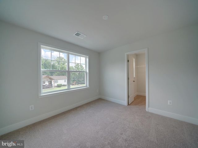 9429 FAIRVIEW AVE, Laurel, MD 20723