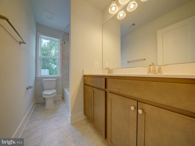 9429 FAIRVIEW AVE, Laurel, MD 20723