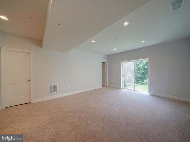 9429 FAIRVIEW AVE, Laurel, MD 20723
