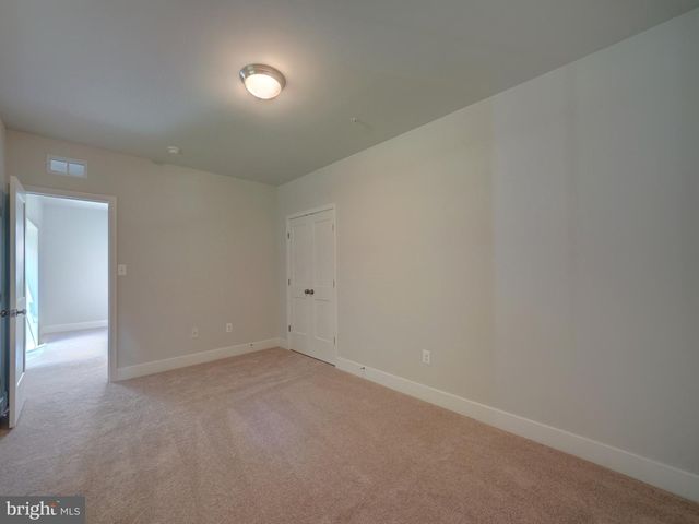 9429 FAIRVIEW AVE, Laurel, MD 20723