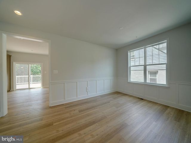 9429 FAIRVIEW AVE, Laurel, MD 20723