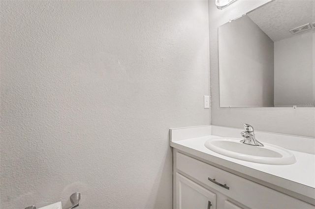 7533 MERCHANTVILLE CIRCLE, Zephyrhills, FL 33540