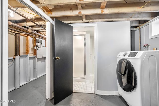 76 Oakdale Avenue, Rotterdam, NY 12306