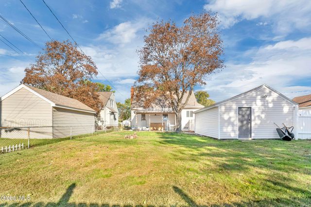 76 Oakdale Avenue, Rotterdam, NY 12306