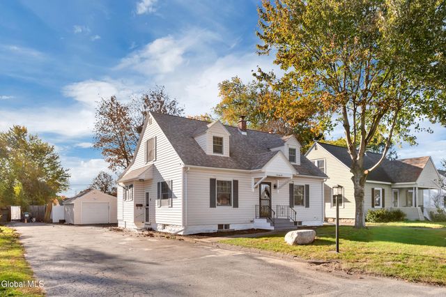 76 Oakdale Avenue, Rotterdam, NY 12306