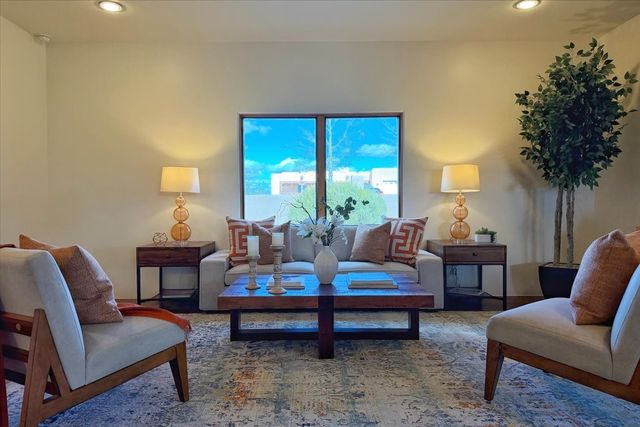 14 Calle Capulin, Santa Fe, NM 87507