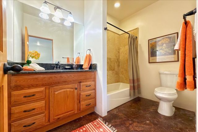 14 Calle Capulin, Santa Fe, NM 87507