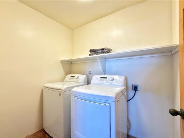 14 Calle Capulin, Santa Fe, NM 87507