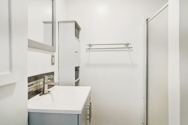 1005 E Lilac Drive, Palatine, IL 60074