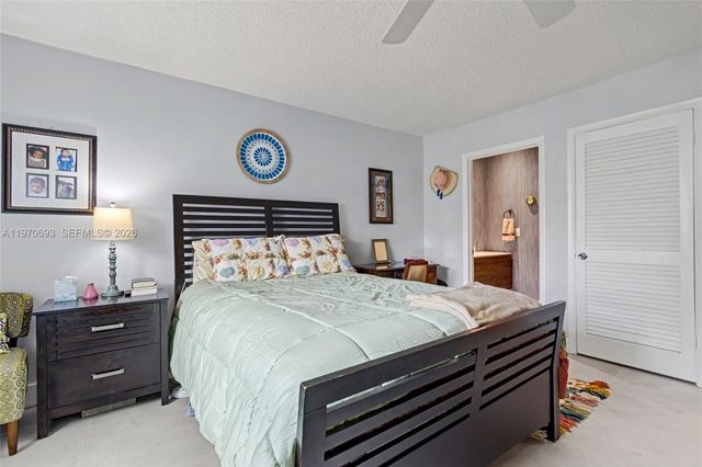 8953 Warwick Dr 8953, Boca Raton, FL 33433