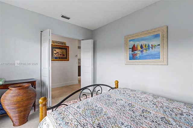 8953 Warwick Dr 8953, Boca Raton, FL 33433