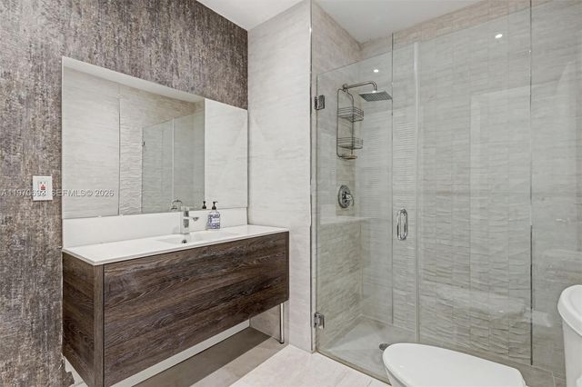 8953 Warwick Dr 8953, Boca Raton, FL 33433