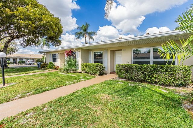 8953 Warwick Dr 8953, Boca Raton, FL 33433