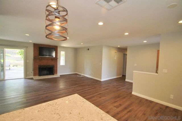 15170 Andorra Way, San Diego, CA 92129