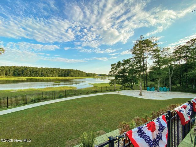 1327 Tilapia Way, Calabash, NC 28467