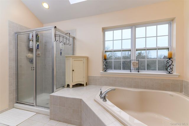 3 Sweetgum Lane, Miller Place, NY 11764