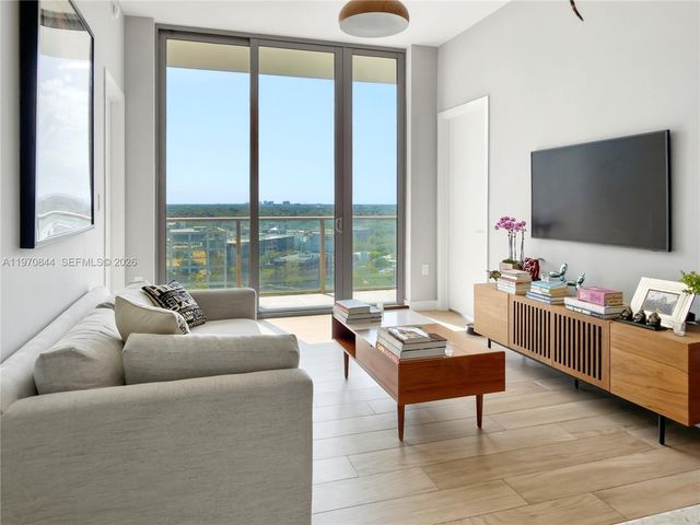 2678 Tigertail 1603, Miami, FL 33133