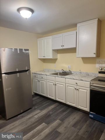8806 BRAESIDE DR, Lanham, MD 20706