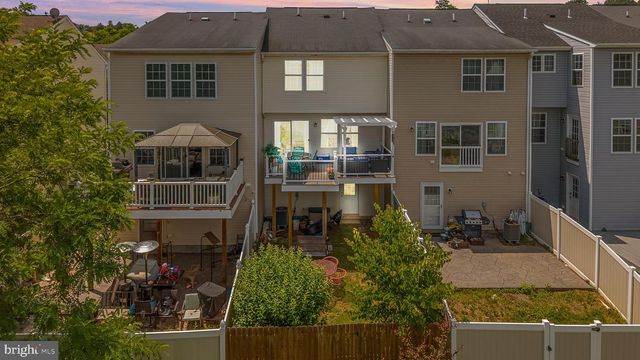 244 RUMBLING ROCK RD, Hedgesville, WV 25427