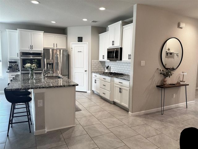 28719 Yellowstone Preserve Drive, Katy, TX 77494