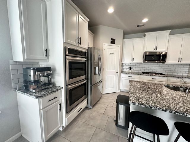 28719 Yellowstone Preserve Drive, Katy, TX 77494