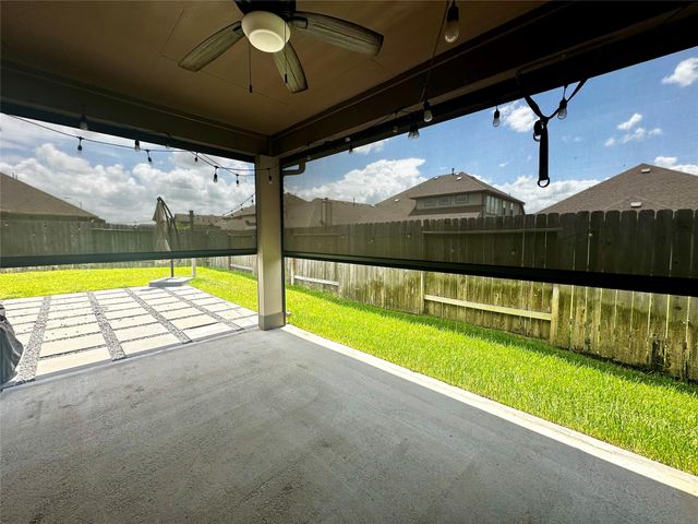 28719 Yellowstone Preserve Drive, Katy, TX 77494