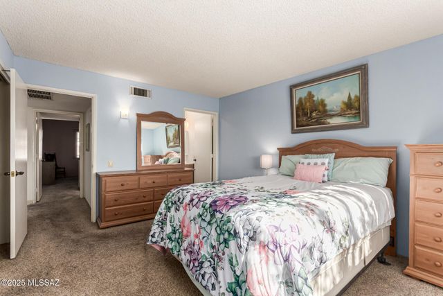 348 N Calle De Las Profetas, Green Valley, AZ 85614