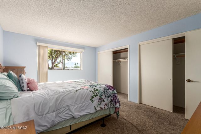 348 N Calle De Las Profetas, Green Valley, AZ 85614