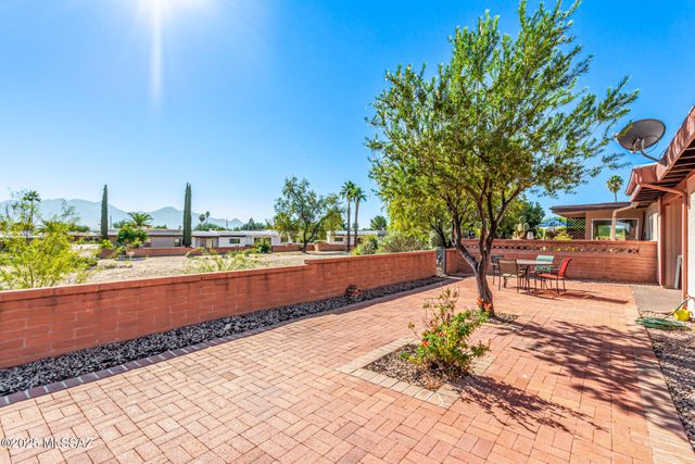 348 N Calle De Las Profetas, Green Valley, AZ 85614