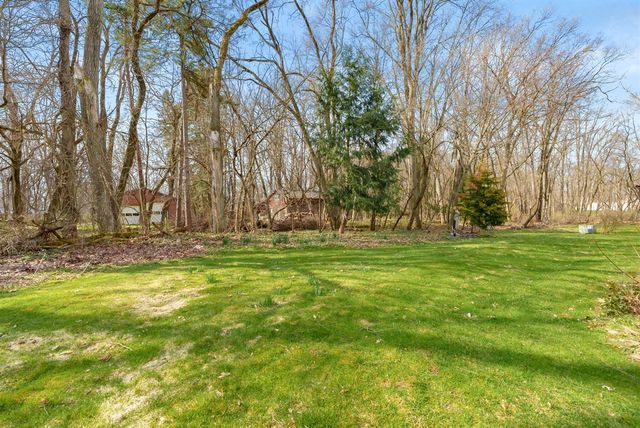 1016 Wedgewood Drive, Plainwell, MI 49080