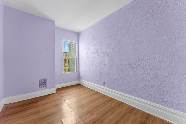 196 UNION ST, Jc, Bergen-lafayett, NJ 07304