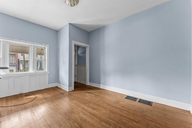 196 UNION ST, Jc, Bergen-lafayett, NJ 07304