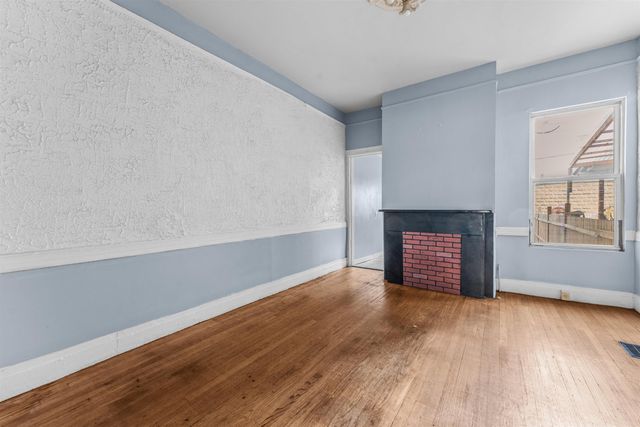 196 UNION ST, Jc, Bergen-lafayett, NJ 07304