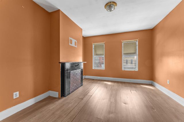 196 UNION ST, Jc, Bergen-lafayett, NJ 07304