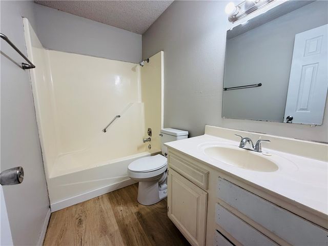 1701 S West End Street 8, Springdale, AR 72764