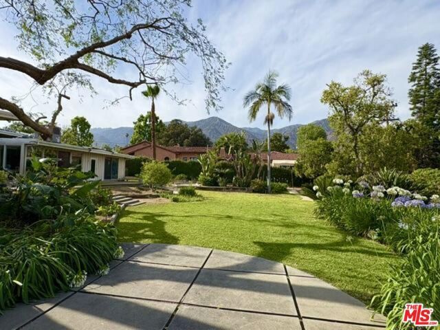206 Oak Meadow Road, Sierra Madre, CA 91024