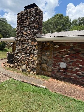 26 Indian Trail SE, Cartersville, GA 30120