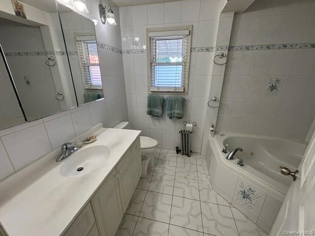 225-36 113th Avenue, Queens Village, NY 11429