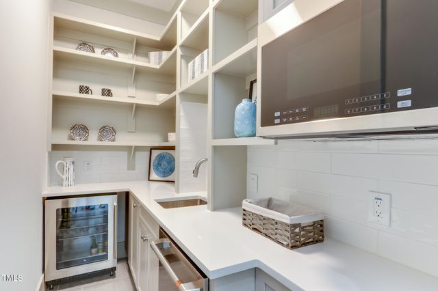 4921 Sweetbriar Drive, Raleigh, NC 27609