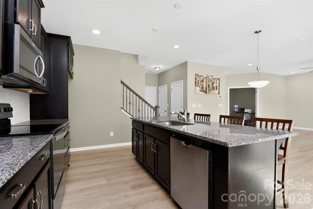 1127 Overland Drive, Dallas, NC 28034