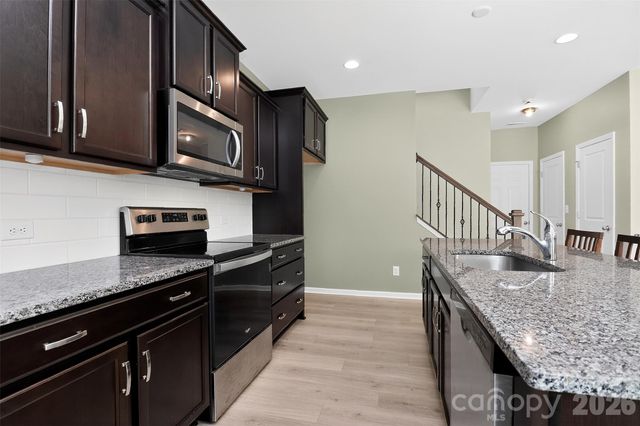 1127 Overland Drive, Dallas, NC 28034