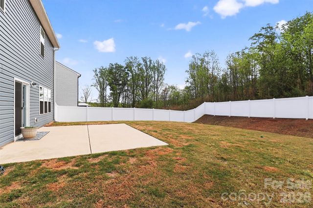 1127 Overland Drive, Dallas, NC 28034