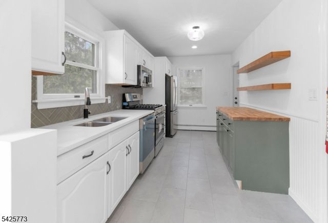 9 Longview Ave, Randolph Twp., NJ 07869