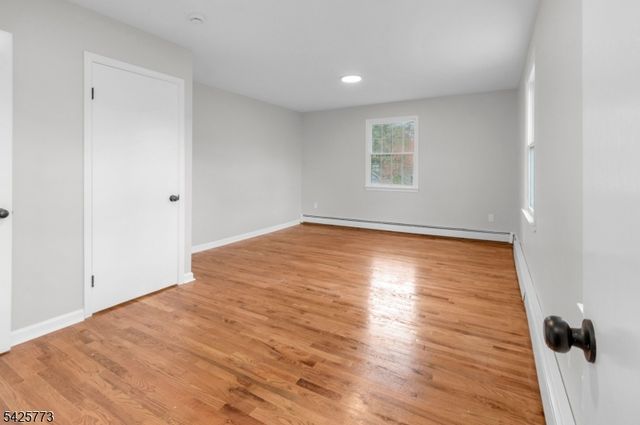 9 Longview Ave, Randolph Twp., NJ 07869