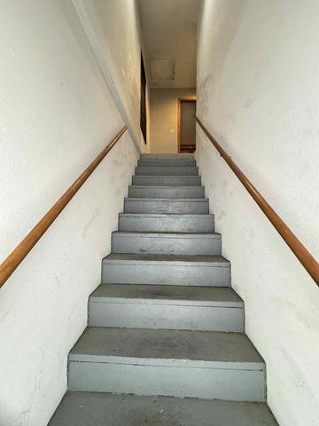 1710 Fowler Ave, Winfield, KS 67156