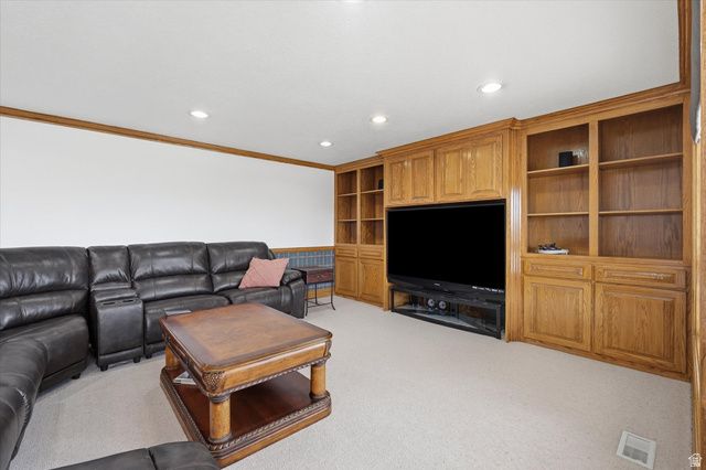 27 CANTERBURY LN, Logan, UT 84321