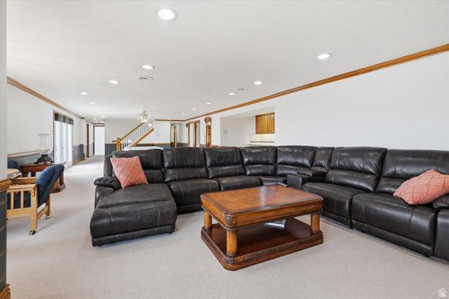 27 CANTERBURY LN, Logan, UT 84321