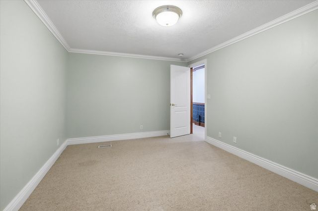 27 CANTERBURY LN, Logan, UT 84321