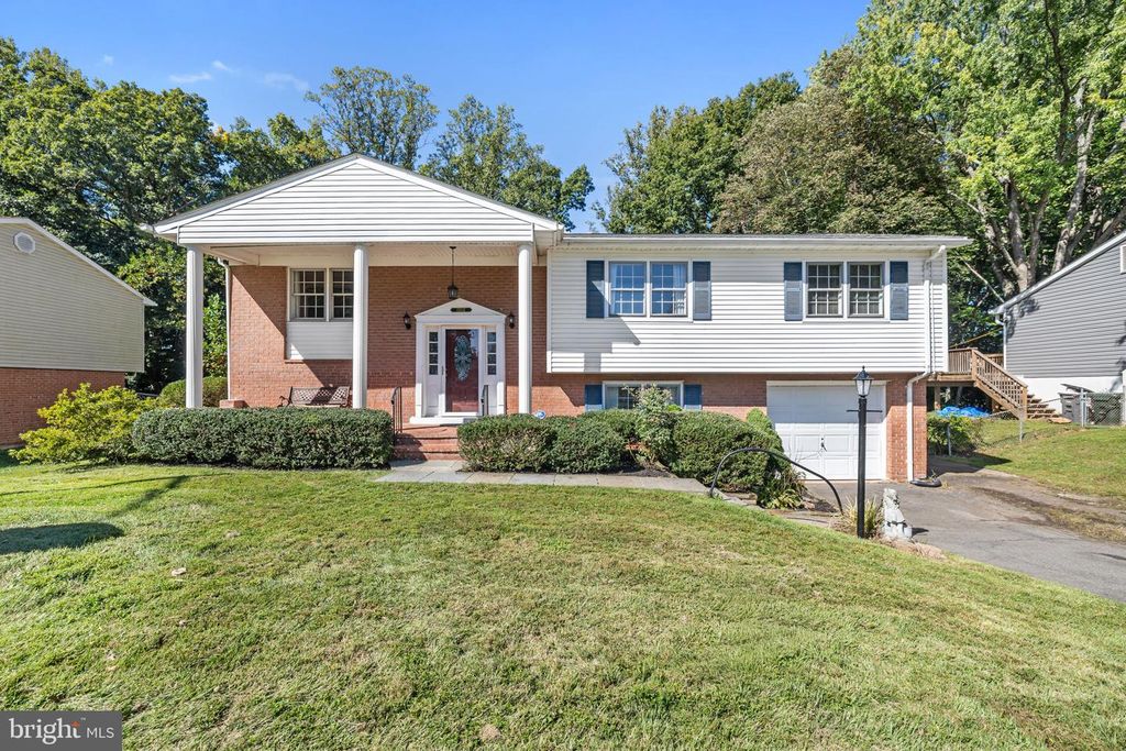 13532 DELANEY RD, Woodbridge, VA 22193
